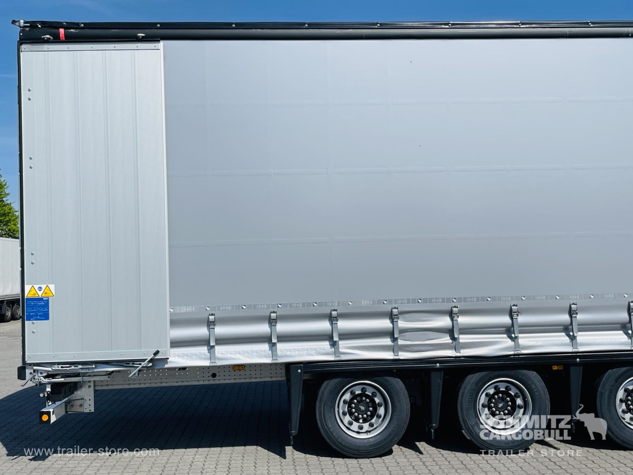 SCHMITZ Auflieger Curtainsider Mega - Ponyvás félpótkocsi: 5 kép. SCHMITZ Auflieger Curtainsider Mega - Ponyvás félpótkocsi: 5 kép.