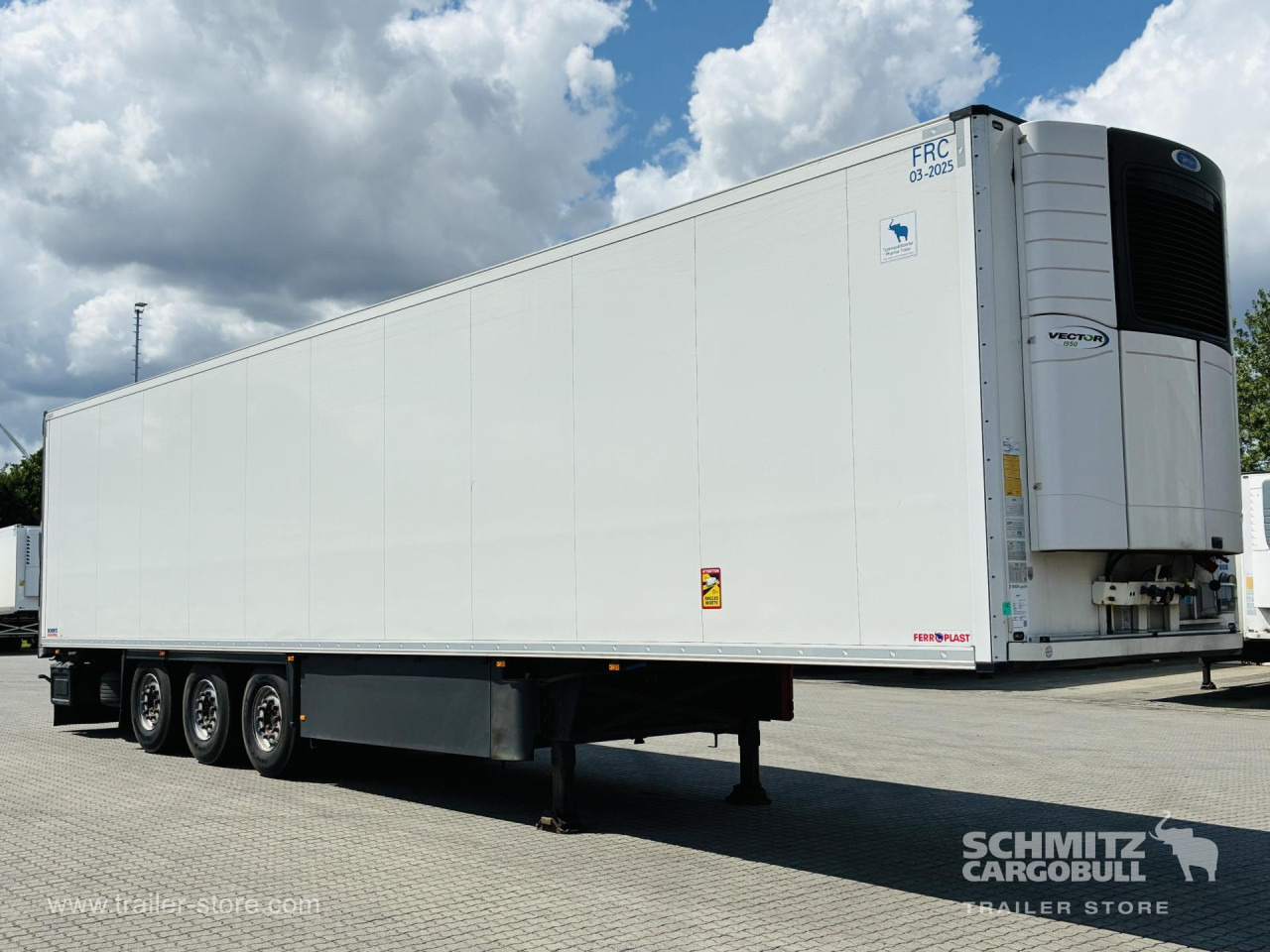 SCHMITZ Auflieger Tiefkühler Standard Double deck - Félpótkocsi hőszigetelt: 1 kép. SCHMITZ Auflieger Tiefkühler Standard Double deck - Félpótkocsi hőszigetelt: 1 kép.