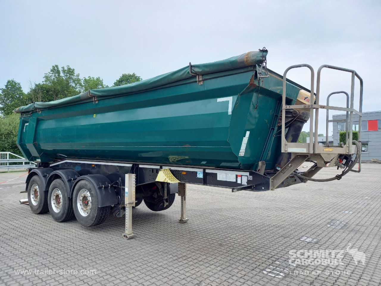 SCHWARZMUELLER Auflieger Kipper Stahlrundmulde 23m³ - Félpótkocsi billenőplatós: 1 kép. SCHWARZMUELLER Auflieger Kipper Stahlrundmulde 23m³ - Félpótkocsi billenőplatós: 1 kép.