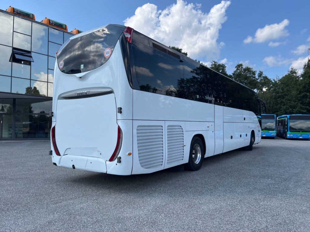 N.2 IVECO MAGELYS – Anno 2019 - Távolsági busz: 4 kép. N.2 IVECO MAGELYS – Anno 2019 - Távolsági busz: 4 kép.