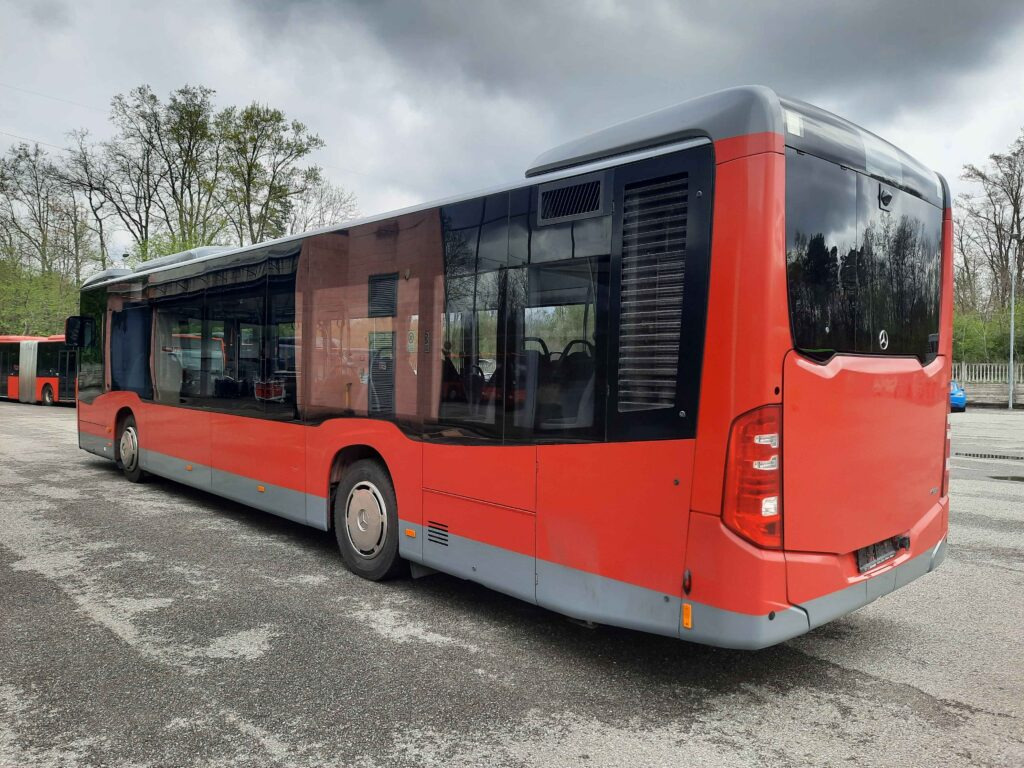 N.2 MERCEDES BENZ CITARO 628 LF – Anno 2014 - Városi busz: 5 kép. N.2 MERCEDES BENZ CITARO 628 LF – Anno 2014 - Városi busz: 5 kép.