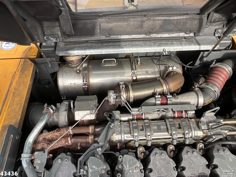 Liebherr LH 60 C Litronic EPA Umschlag bagger - Anyagmozgató gép: 3 kép. Liebherr LH 60 C Litronic EPA Umschlag bagger - Anyagmozgató gép: 3 kép.