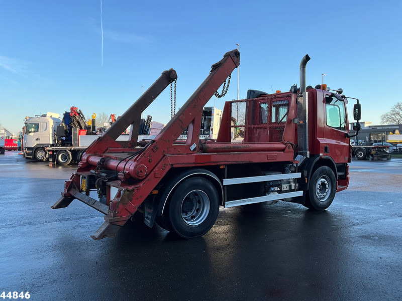DAF FA 75 CF 310 Euro 5 Hyva 14 Ton portaalarmsysteem - Konténerszállító: 4 kép. DAF FA 75 CF 310 Euro 5 Hyva 14 Ton portaalarmsysteem - Konténerszállító: 4 kép.