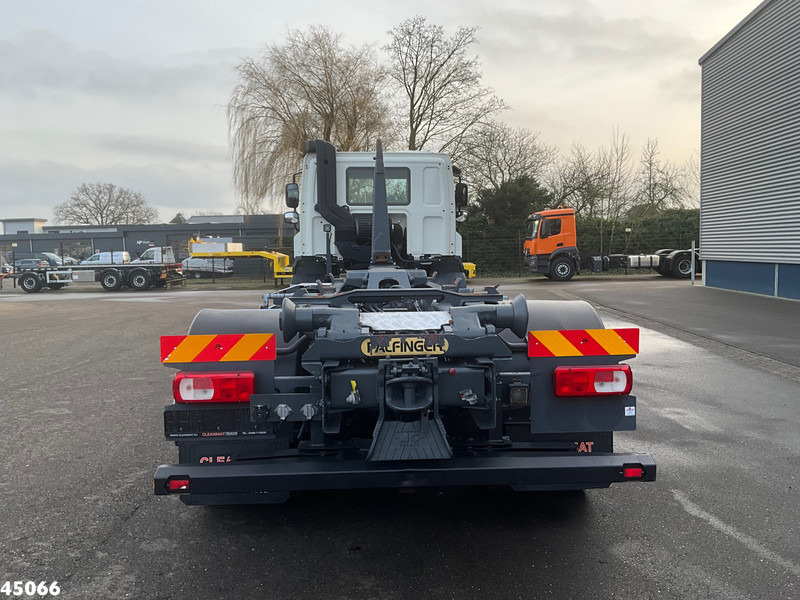 DAF FA CF 410 Euro 6 Palfinger 18 Ton haakarmsysteem - Horgos rakodó teherautó: 3 kép. DAF FA CF 410 Euro 6 Palfinger 18 Ton haakarmsysteem - Horgos rakodó teherautó: 3 kép.