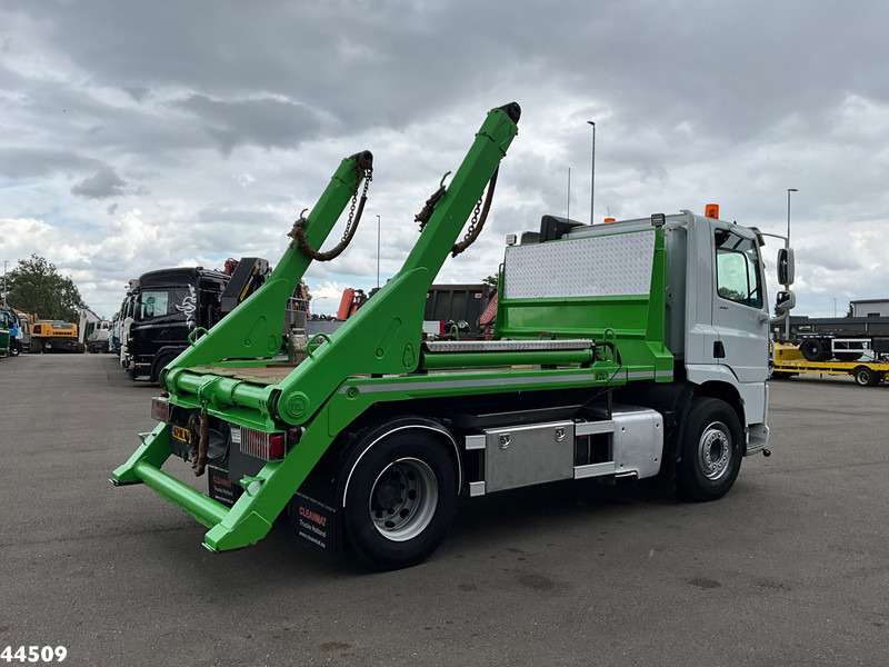 DAF FA CF 450 VDL 14 Ton portaalarmsysteem - Konténerszállító: 3 kép. DAF FA CF 450 VDL 14 Ton portaalarmsysteem - Konténerszállító: 3 kép.