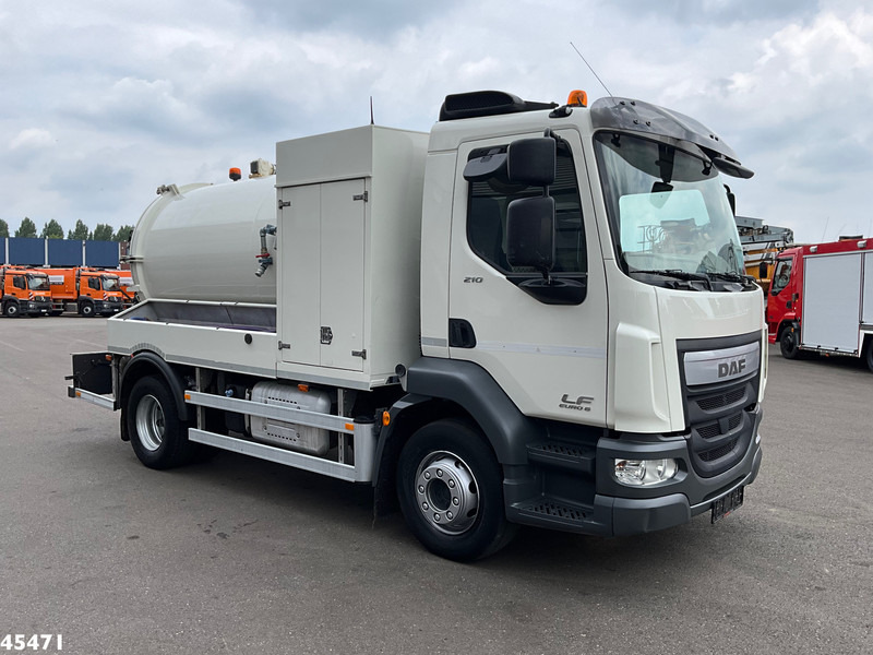 DAF FA LF 210 Euro 6 RIONED Combi - Szippantós autó: 3 kép. DAF FA LF 210 Euro 6 RIONED Combi - Szippantós autó: 3 kép.