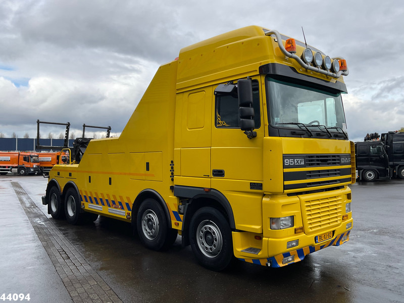 DAF FAD XF 430 8x4 Manual Steel JIGE Recovery truck - Vontató: 5 kép. DAF FAD XF 430 8x4 Manual Steel JIGE Recovery truck - Vontató: 5 kép.