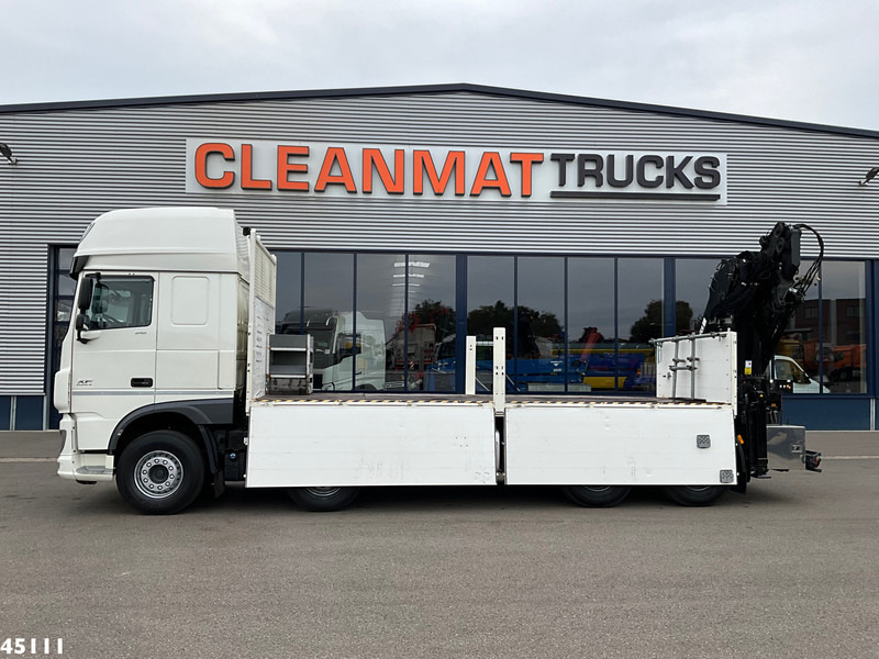 DAF FAD XF 510 Euro 6 Intarder MKG 29 Tonmeter laadkraan+Fly-Jib! Just 274.995 km! - Darus autó: 3 kép. DAF FAD XF 510 Euro 6 Intarder MKG 29 Tonmeter laadkraan+Fly-Jib! Just 274.995 km! - Darus autó: 3 kép.