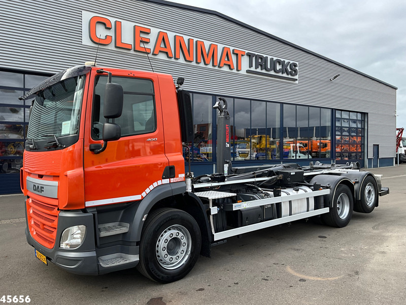DAF FAN CF 400 Euro 6 Multilift 26 Ton haakarmsysteem - Horgos rakodó teherautó: 2 kép. DAF FAN CF 400 Euro 6 Multilift 26 Ton haakarmsysteem - Horgos rakodó teherautó: 2 kép.