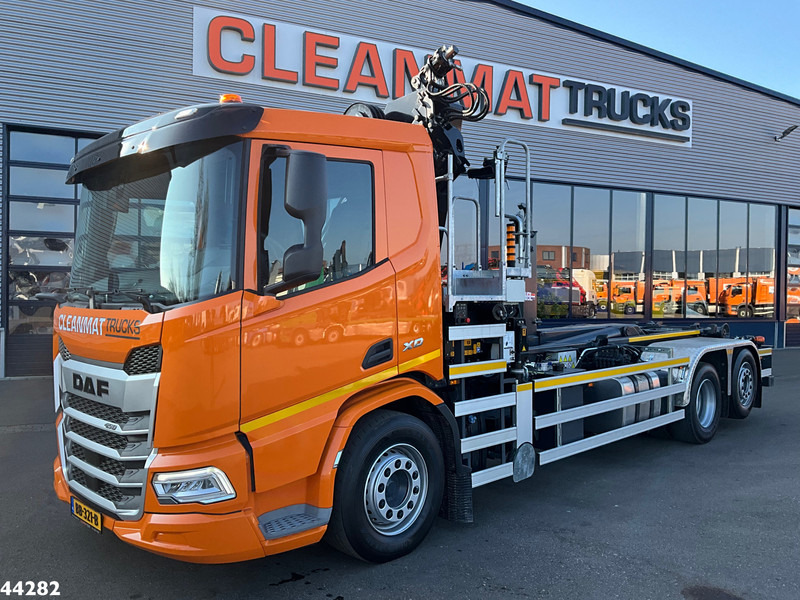 DAF FAN XD 450 Euro 6 HMF 23 Tonmeter laadkraan - Horgos rakodó teherautó, Darus autó: 2 kép. DAF FAN XD 450 Euro 6 HMF 23 Tonmeter laadkraan - Horgos rakodó teherautó, Darus autó: 2 kép.
