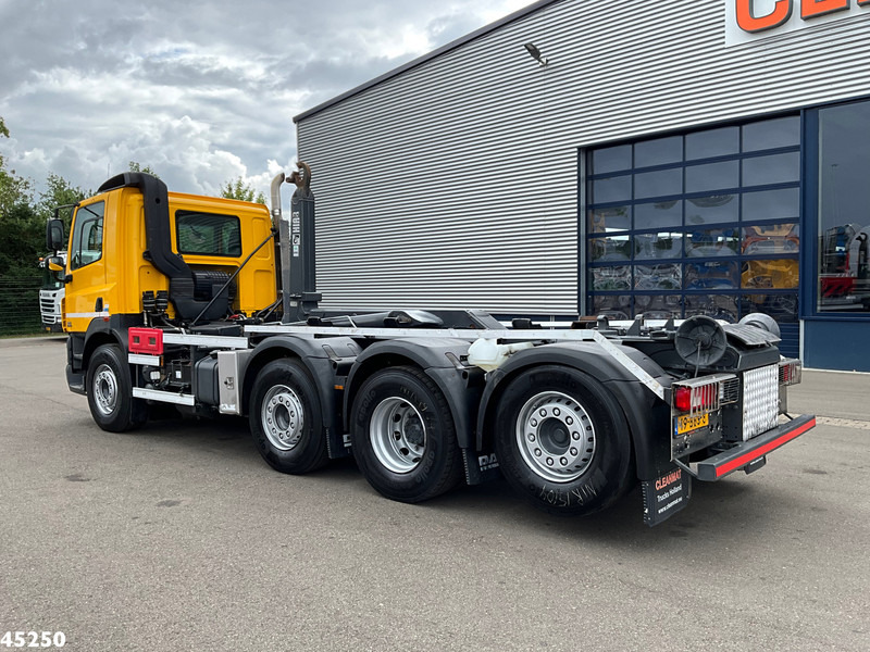 DAF FAQ 85 CF 410 8x2 Hiab 26 Ton haakarmsysteem Just 255.550 km! - Horgos rakodó teherautó: 2 kép. DAF FAQ 85 CF 410 8x2 Hiab 26 Ton haakarmsysteem Just 255.550 km! - Horgos rakodó teherautó: 2 kép.