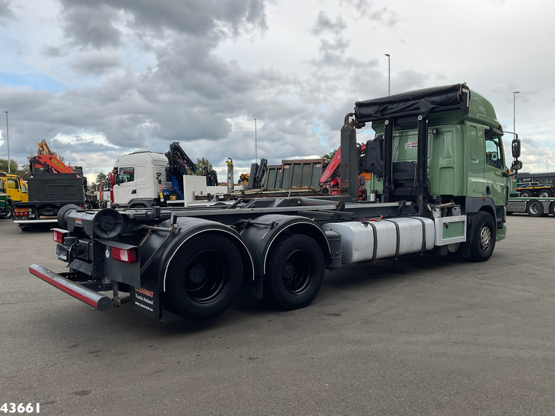 DAF FAS 85 CF 410 VDL 21 Ton haakarmsysteem - Horgos rakodó teherautó: 4 kép. DAF FAS 85 CF 410 VDL 21 Ton haakarmsysteem - Horgos rakodó teherautó: 4 kép.