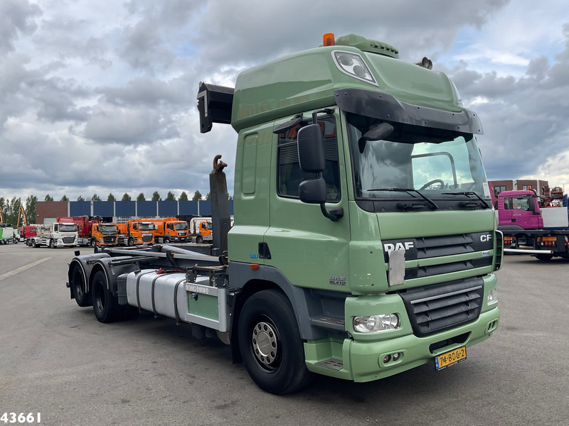 DAF FAS 85 CF 410 VDL 21 Ton haakarmsysteem - Horgos rakodó teherautó: 3 kép. DAF FAS 85 CF 410 VDL 21 Ton haakarmsysteem - Horgos rakodó teherautó: 3 kép.