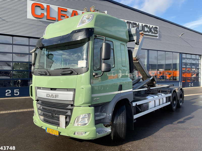 DAF FAS CF 440 Euro 6 VDL 21 Ton haakarmsysteem - Horgos rakodó teherautó: 1 kép. DAF FAS CF 440 Euro 6 VDL 21 Ton haakarmsysteem - Horgos rakodó teherautó: 1 kép.