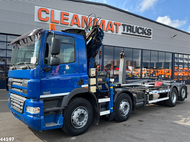 DAF FAX 85 CF 360 8x2 Euro 5 Hiab 16 Tonmeter laadkraan - Horgos rakodó teherautó, Darus autó: 2 kép. DAF FAX 85 CF 360 8x2 Euro 5 Hiab 16 Tonmeter laadkraan - Horgos rakodó teherautó, Darus autó: 2 kép.