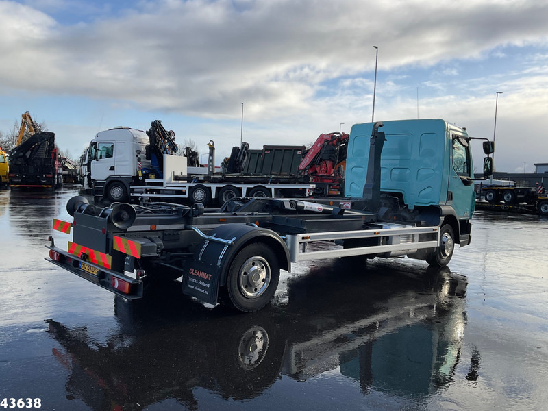 DAF LF 180 Euro 6 14 Ton haakarmsysteem - Horgos rakodó teherautó: 4 kép. DAF LF 180 Euro 6 14 Ton haakarmsysteem - Horgos rakodó teherautó: 4 kép.