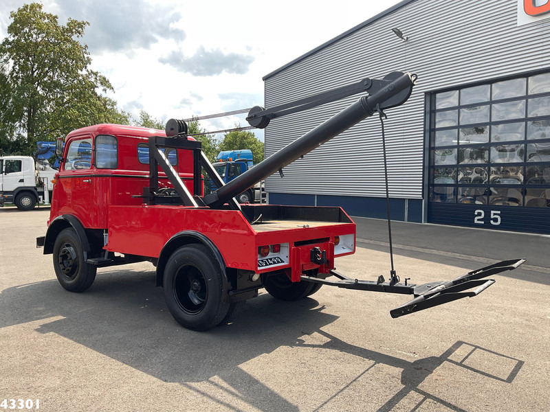DAF T1300 ''Kikker'' Bergingswagen - Vontató: 4 kép. DAF T1300 ''Kikker'' Bergingswagen - Vontató: 4 kép.