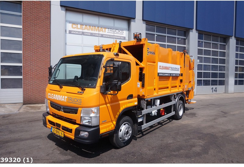 FUSO Canter 9C18 Geesink 7m³ - Szemetesautó: 1 kép. FUSO Canter 9C18 Geesink 7m³ - Szemetesautó: 1 kép.