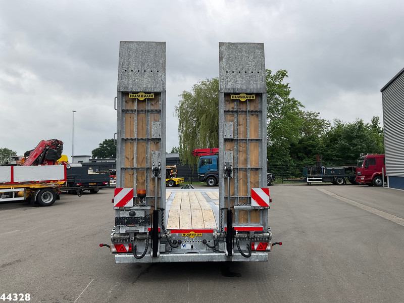 Humbaur 3-assige aanhangwagen met oprijrampen - Pótkocsi autószállító: 3 kép. Humbaur 3-assige aanhangwagen met oprijrampen - Pótkocsi autószállító: 3 kép.