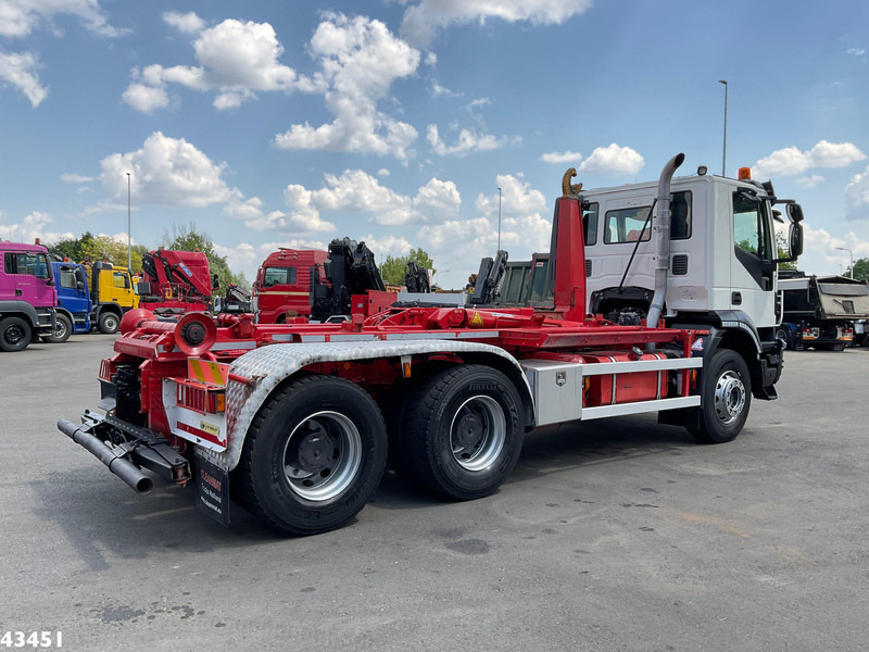 Iveco AD260T 6x4 Euro 6 AJK 20 haakarmsysteem - Horgos rakodó teherautó: 5 kép. Iveco AD260T 6x4 Euro 6 AJK 20 haakarmsysteem - Horgos rakodó teherautó: 5 kép.