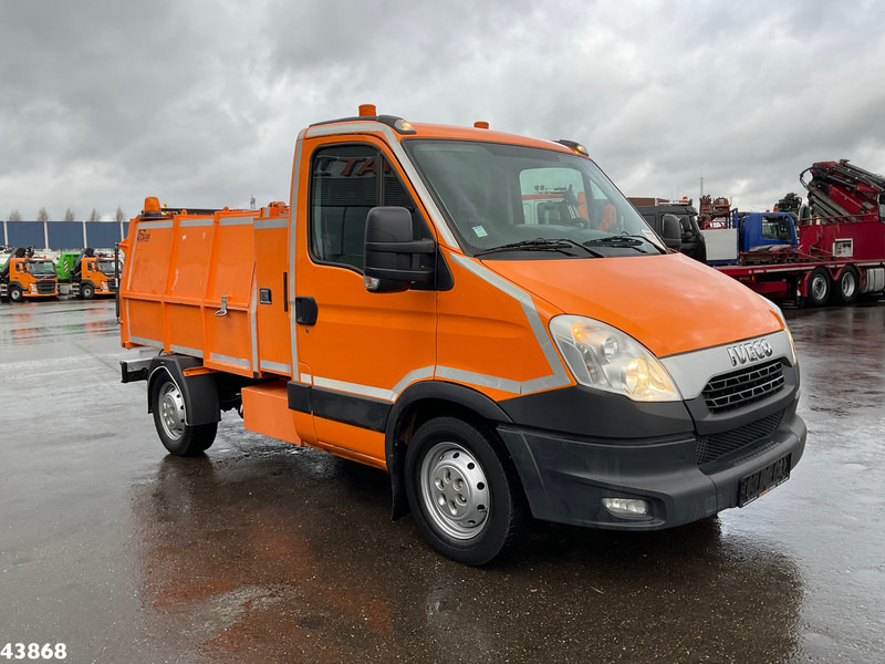 Iveco Daily 35S12 ITM 3,5 m³ veegvuilopbouw - Szemetesautó: 3 kép. Iveco Daily 35S12 ITM 3,5 m³ veegvuilopbouw - Szemetesautó: 3 kép.