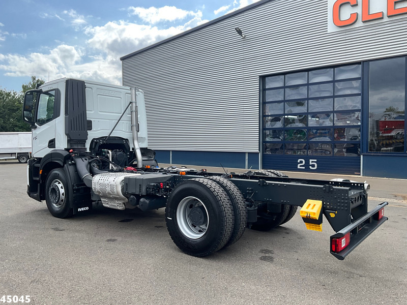 Iveco Stralis AD200X36 Huisvuilwagen Chassis NEW & UNUSED! - Alvaz teherautó: 3 kép. Iveco Stralis AD200X36 Huisvuilwagen Chassis NEW & UNUSED! - Alvaz teherautó: 3 kép.
