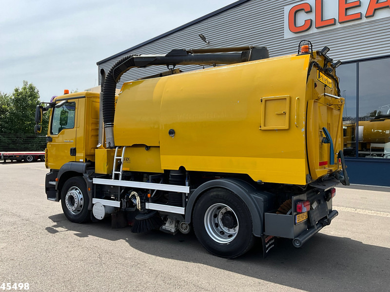 MAN TGM 18.290 4x2 Johnston Beam VT 800 Left and right sweeper - Utcaseprő gép: 3 kép. MAN TGM 18.290 4x2 Johnston Beam VT 800 Left and right sweeper - Utcaseprő gép: 3 kép.