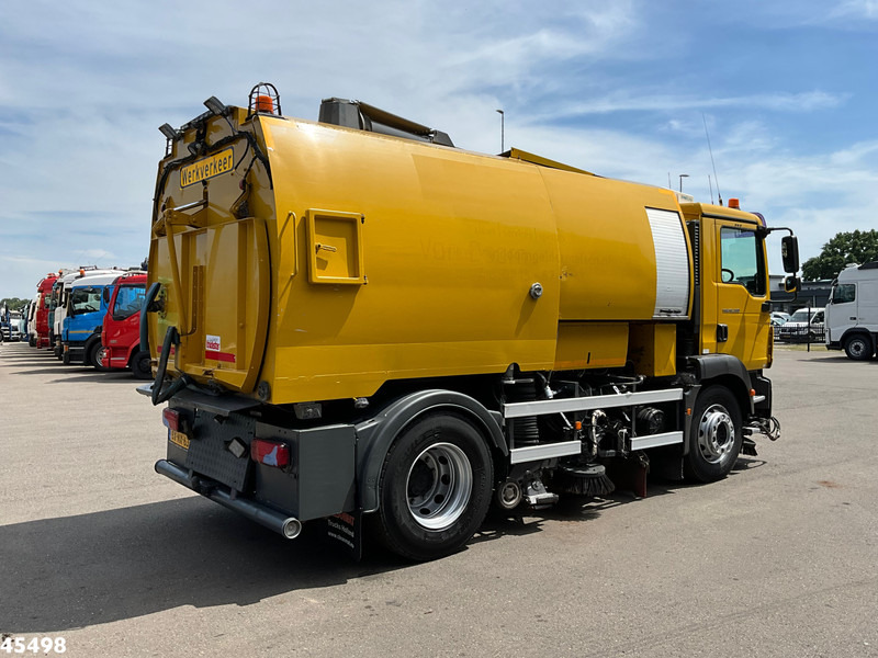 MAN TGM 18.290 4x2 Johnston Beam VT 800 Left and right sweeper - Utcaseprő gép: 5 kép. MAN TGM 18.290 4x2 Johnston Beam VT 800 Left and right sweeper - Utcaseprő gép: 5 kép.