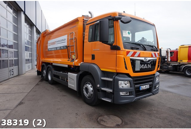 MAN TGS 26.320 Euro 6 23m³ Just 110.692 km! - Szemetesautó: 4 kép. MAN TGS 26.320 Euro 6 23m³ Just 110.692 km! - Szemetesautó: 4 kép.