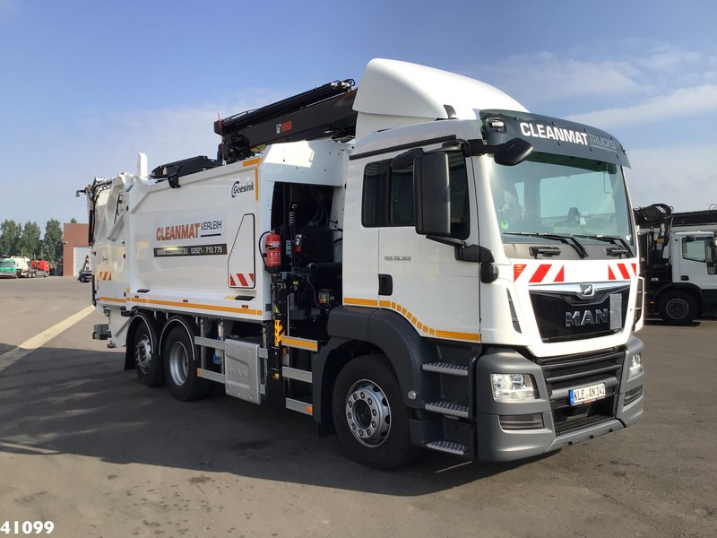 MAN TGS 26.360 Hiab 23 ton/meter laadkraan - Szemetesautó: 5 kép. MAN TGS 26.360 Hiab 23 ton/meter laadkraan - Szemetesautó: 5 kép.