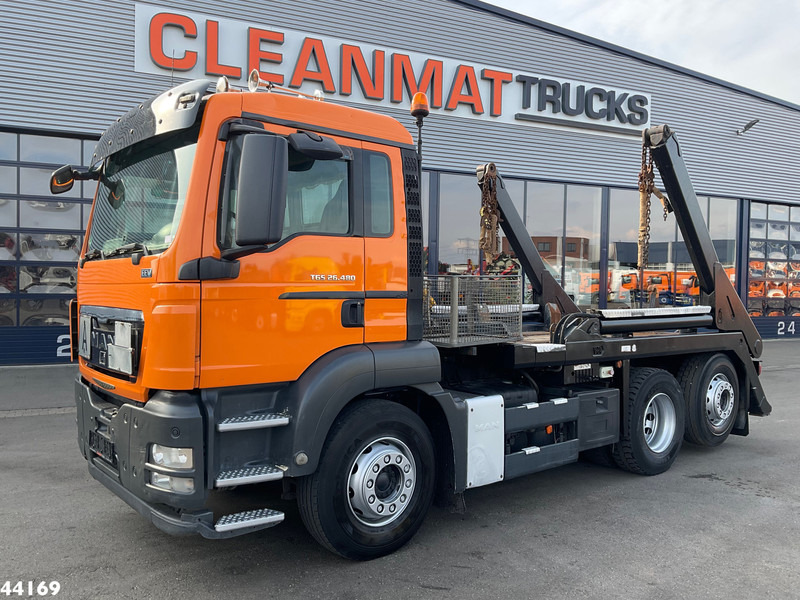 MAN TGS 26.480 VDL 18 Ton portaalarmsysteem - Konténerszállító: 2 kép. MAN TGS 26.480 VDL 18 Ton portaalarmsysteem - Konténerszállító: 2 kép.
