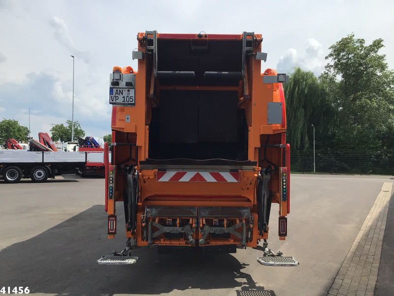 MAN TGS 28.320 Geesink 22m³ - Szemetesautó: 4 kép. MAN TGS 28.320 Geesink 22m³ - Szemetesautó: 4 kép.