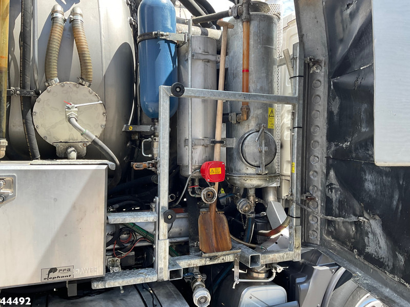 Szippantós autó MAN TGS 28.440 FFG Flensburger 12,5m³ Saug/Spul combi Waterrecycling: 15 kép. Szippantós autó MAN TGS 28.440 FFG Flensburger 12,5m³ Saug/Spul combi Waterrecycling: 15 kép.