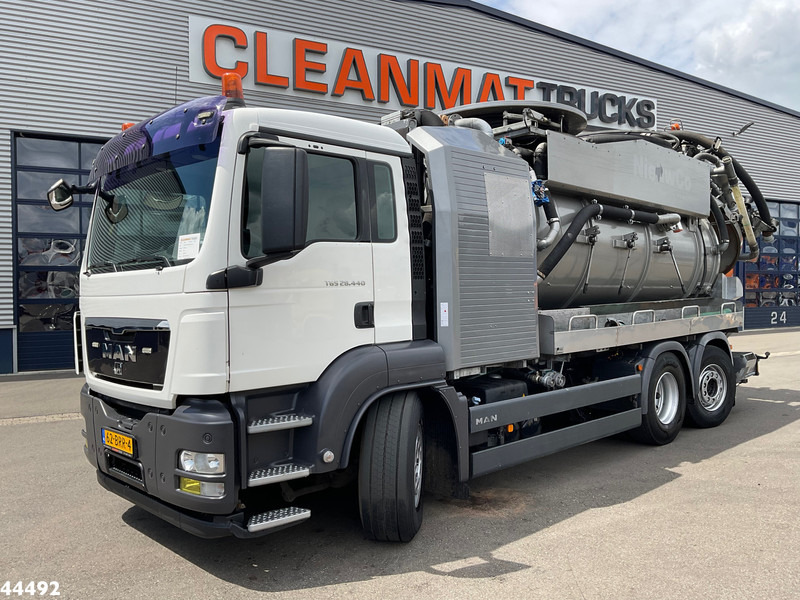 MAN TGS 28.440 FFG Flensburger 12,5m³ Saug/Spul combi Waterrecycling - Szippantós autó: 2 kép. MAN TGS 28.440 FFG Flensburger 12,5m³ Saug/Spul combi Waterrecycling - Szippantós autó: 2 kép.