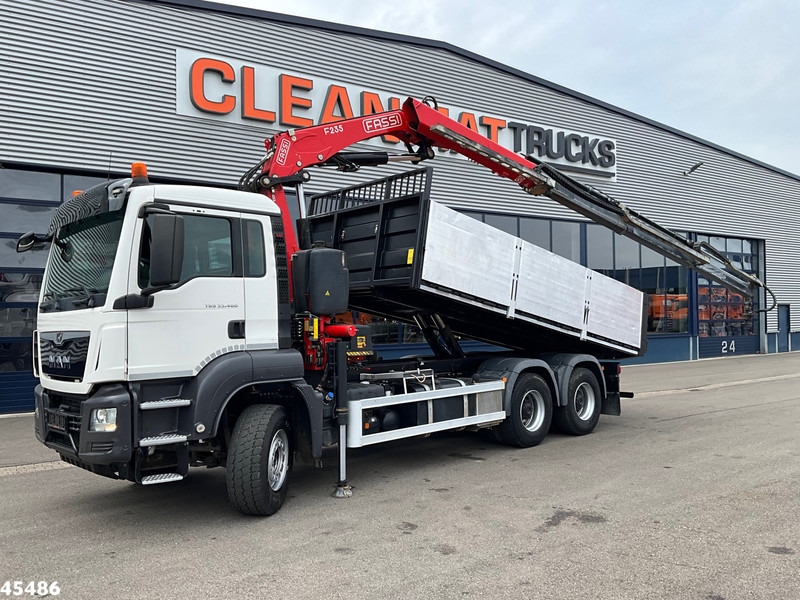 MAN TGS 33.460 6x4 Euro 6 Fassi 23 Tonmeter laadkraan Just 137.258 Km! - Billenőplatós teherautó, Darus autó: 1 kép. MAN TGS 33.460 6x4 Euro 6 Fassi 23 Tonmeter laadkraan Just 137.258 Km! - Billenőplatós teherautó, Darus autó: 1 kép.