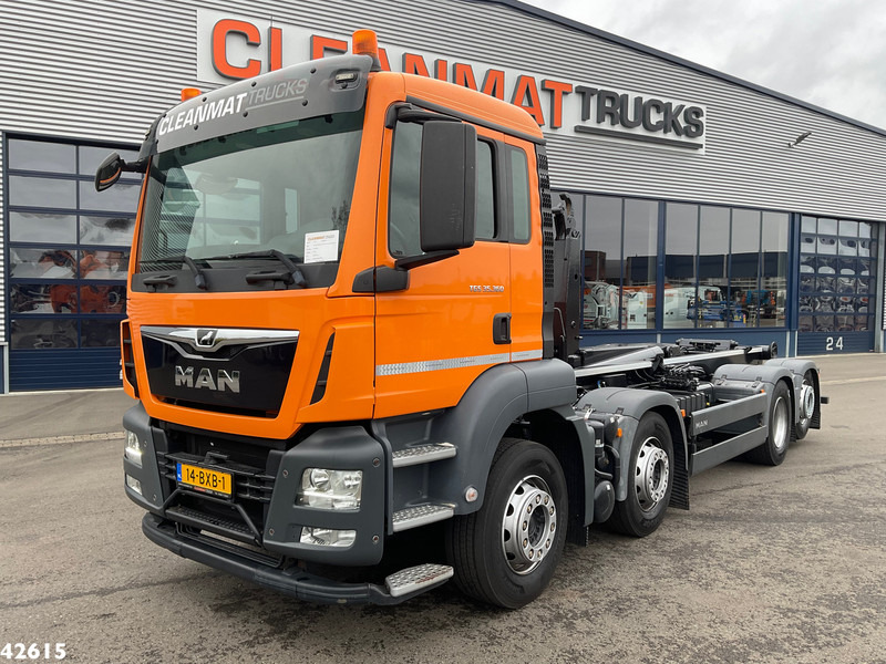 MAN TGS 35.360 8x2 Euro 6 VDL 30 Ton haakarmsysteem - Horgos rakodó teherautó: 2 kép. MAN TGS 35.360 8x2 Euro 6 VDL 30 Ton haakarmsysteem - Horgos rakodó teherautó: 2 kép.