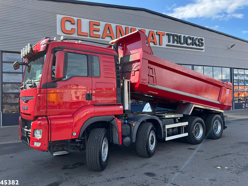 MAN TGS 35.510 8X6H 15m³ kipper - Billenőplatós teherautó: 1 kép. MAN TGS 35.510 8X6H 15m³ kipper - Billenőplatós teherautó: 1 kép.