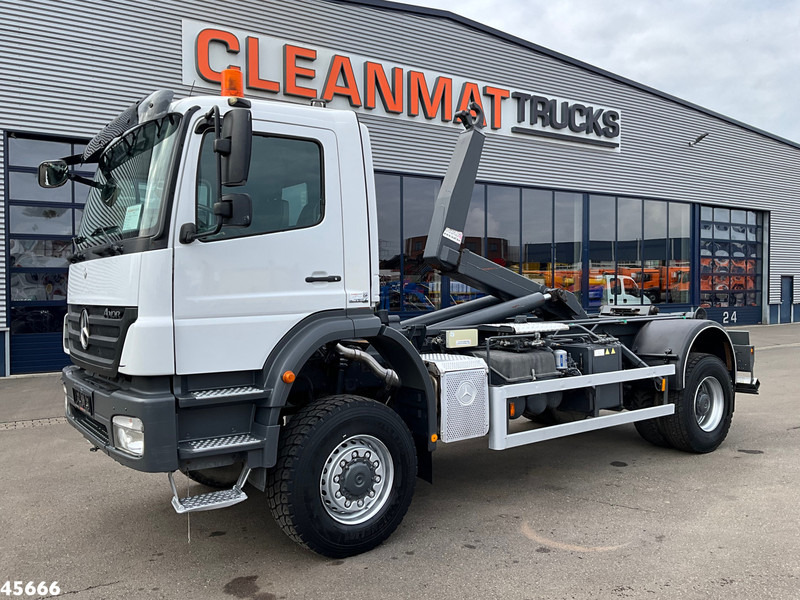 Mercedes-Benz AXOR 1929 4x4 VDL 14 Ton haakarmsysteem Just 208.008 km! - Horgos rakodó teherautó: 1 kép. Mercedes-Benz AXOR 1929 4x4 VDL 14 Ton haakarmsysteem Just 208.008 km! - Horgos rakodó teherautó: 1 kép.