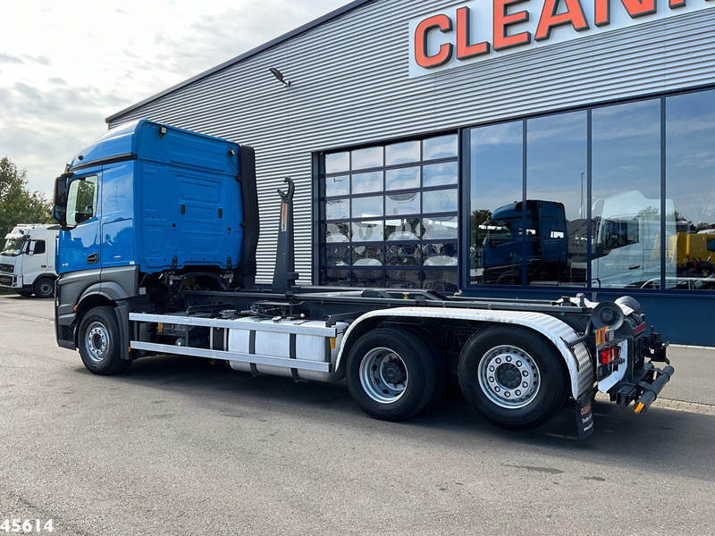 Mercedes-Benz Actros 2545 Euro 6 AJK 25 Tonmeter haakarmsysteem - Horgos rakodó teherautó: 2 kép. Mercedes-Benz Actros 2545 Euro 6 AJK 25 Tonmeter haakarmsysteem - Horgos rakodó teherautó: 2 kép.