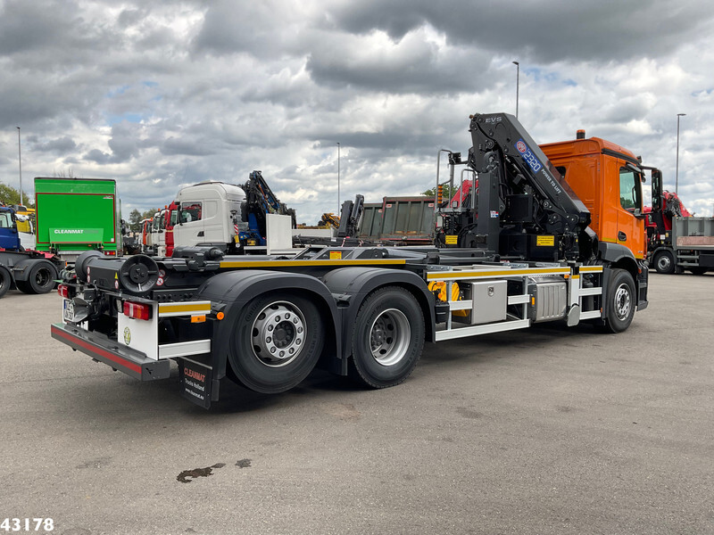 Mercedes-Benz Actros 2643 Euro 6 HMF 23 Tonmeter laadkraan - Horgos rakodó teherautó, Darus autó: 5 kép. Mercedes-Benz Actros 2643 Euro 6 HMF 23 Tonmeter laadkraan - Horgos rakodó teherautó, Darus autó: 5 kép.