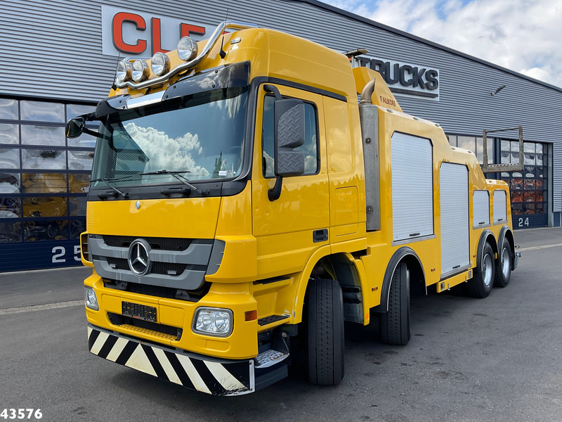 Mercedes-Benz Actros 4148 K 8x4 Falkom Abschlepp met WSK Just 144.539 km! - Vontató: 2 kép. Mercedes-Benz Actros 4148 K 8x4 Falkom Abschlepp met WSK Just 144.539 km! - Vontató: 2 kép.