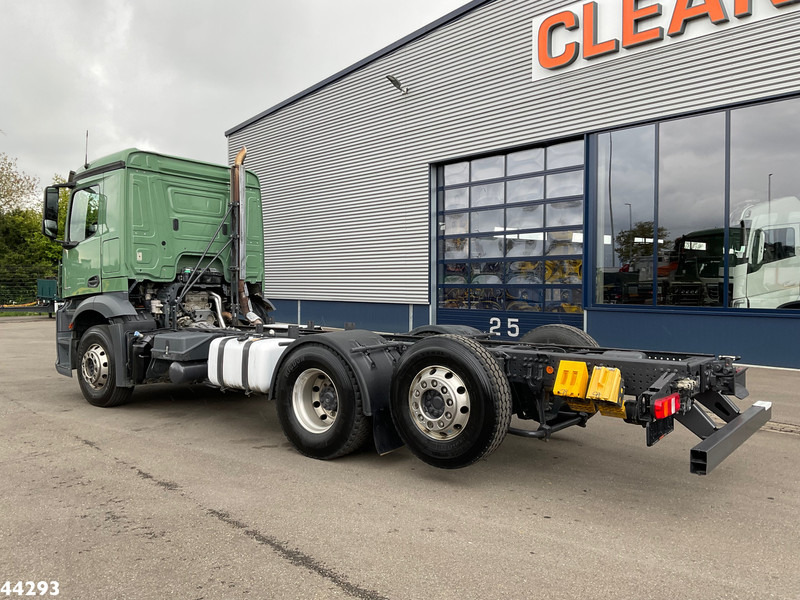 Mercedes-Benz Antos 2545 Euro 6 Chassis Cabine - Alvaz teherautó: 2 kép. Mercedes-Benz Antos 2545 Euro 6 Chassis Cabine - Alvaz teherautó: 2 kép.