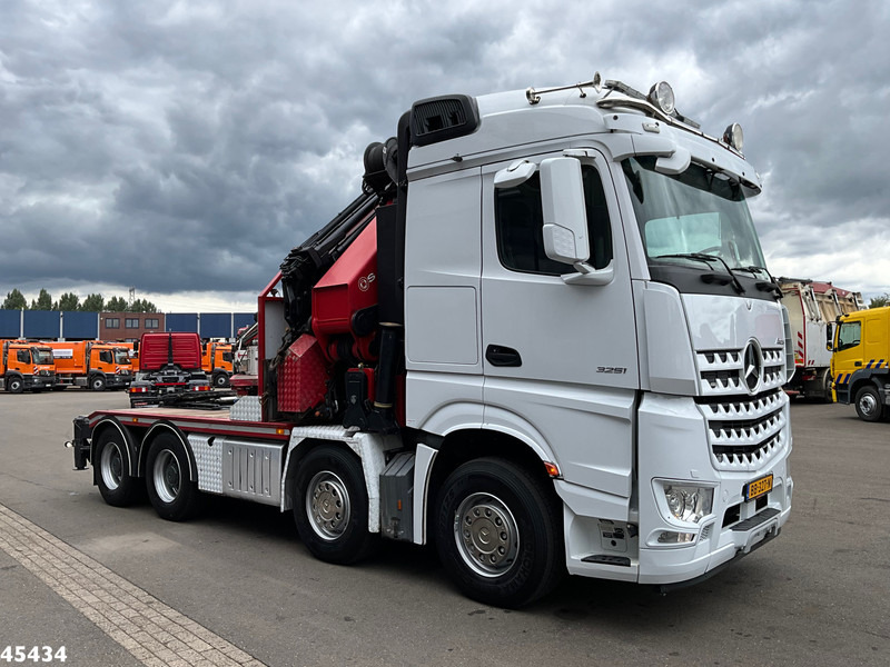Mercedes-Benz Arocs 3251 8x4 Euro 6 Retarder HMF 85 Tonmeter laadkraan Fly-Jib - Darus autó: 4 kép. Mercedes-Benz Arocs 3251 8x4 Euro 6 Retarder HMF 85 Tonmeter laadkraan Fly-Jib - Darus autó: 4 kép.