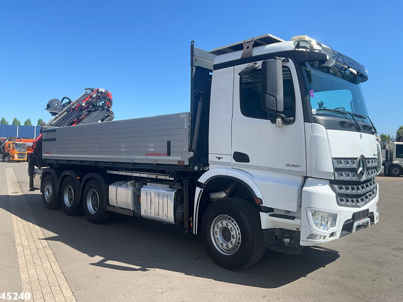 Mercedes-Benz Arocs 3251 8x4 Euro 6 Retarder Palfinger 34 Tonmeter laadkraan + Fly-Jib 2 zijdige kipper Just 146.766 km! - Billenőplatós teherautó, Darus autó: 4 kép. Mercedes-Benz Arocs 3251 8x4 Euro 6 Retarder Palfinger 34 Tonmeter laadkraan + Fly-Jib 2 zijdige kipper Just 146.766 km! - Billenőplatós teherautó, Darus autó: 4 kép.