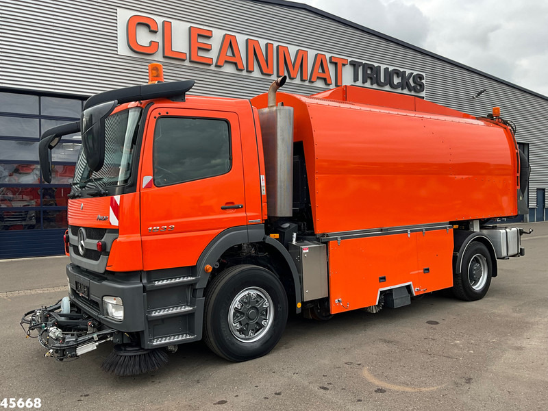 Mercedes-Benz Axor 1833 4x4 Schörling SORF Schienenreinigungs/Railway sweeper Just 38.680 Km! - Utcaseprő gép: 4 kép. Mercedes-Benz Axor 1833 4x4 Schörling SORF Schienenreinigungs/Railway sweeper Just 38.680 Km! - Utcaseprő gép: 4 kép.