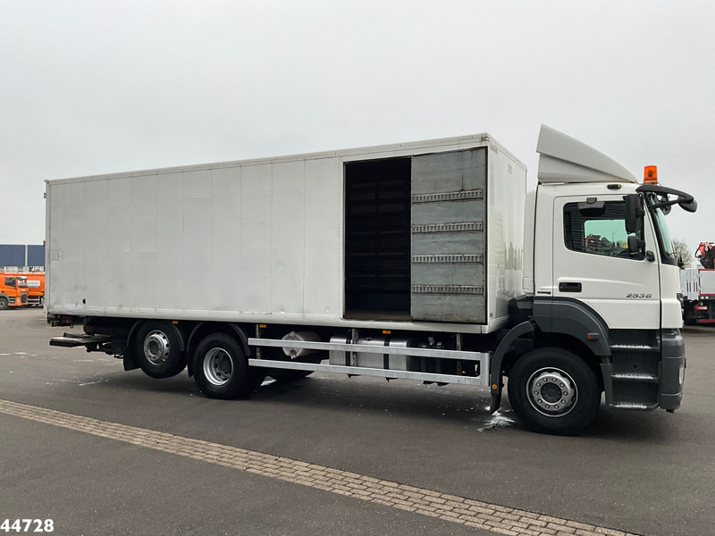 Mercedes-Benz Axor 2636 6x2 Dhollandia laadklep Just 265.901 km! - Dobozos felépítményű teherautó: 5 kép. Mercedes-Benz Axor 2636 6x2 Dhollandia laadklep Just 265.901 km! - Dobozos felépítményű teherautó: 5 kép.