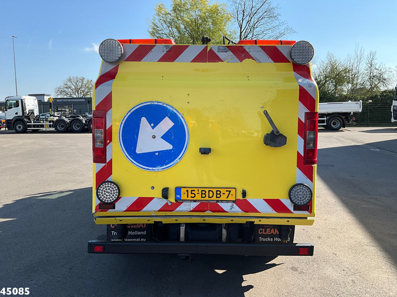 Mitsubishi Canter 7C15 Brock sweeper Just 94.095 km! - Utcaseprő gép: 5 kép. Mitsubishi Canter 7C15 Brock sweeper Just 94.095 km! - Utcaseprő gép: 5 kép.