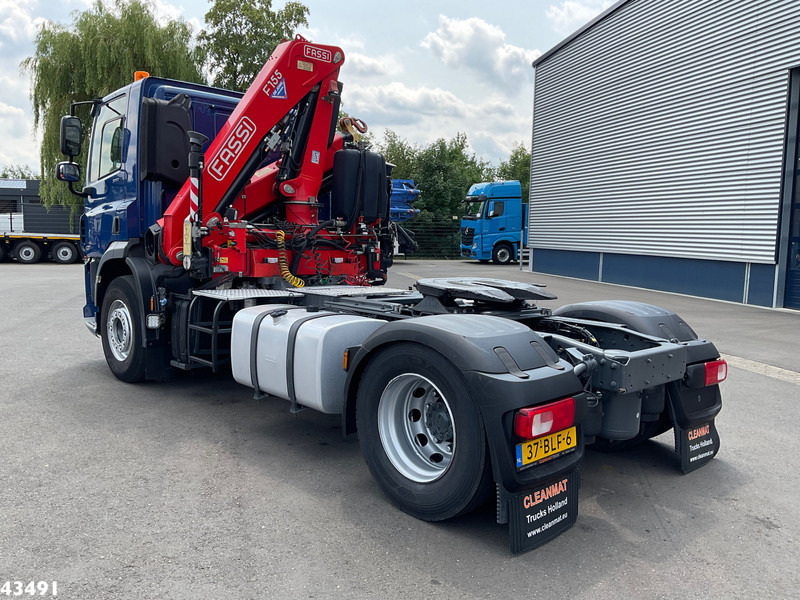 DAF FT CF 370 Euro 6 Fassi 15 Tonmeter laadkraan - Nyergesvontató: 2 kép. DAF FT CF 370 Euro 6 Fassi 15 Tonmeter laadkraan - Nyergesvontató: 2 kép.
