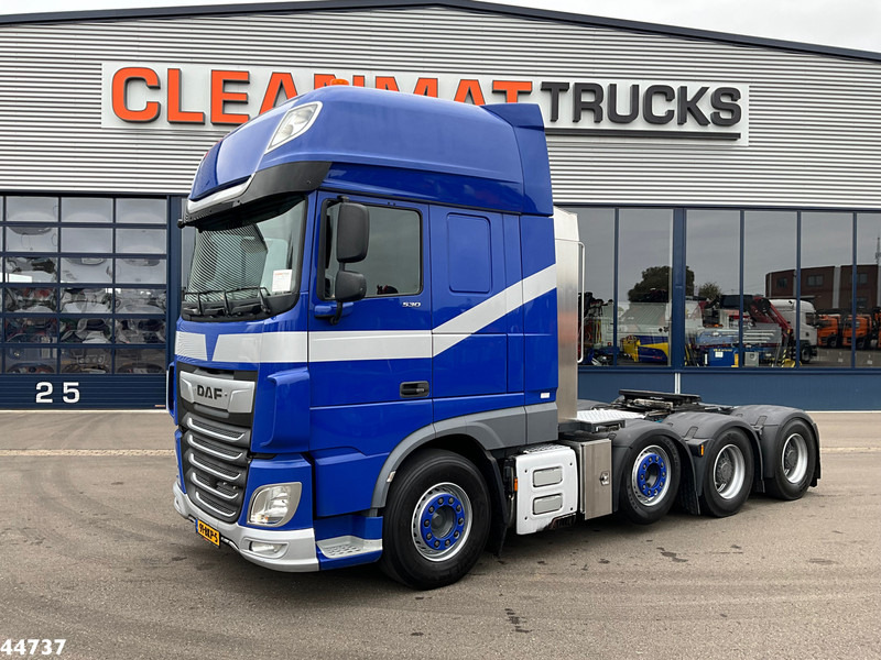 DAF FTM XF 530 8x4 Euro 6 ZF Intarder - Nyergesvontató: 2 kép. DAF FTM XF 530 8x4 Euro 6 ZF Intarder - Nyergesvontató: 2 kép.