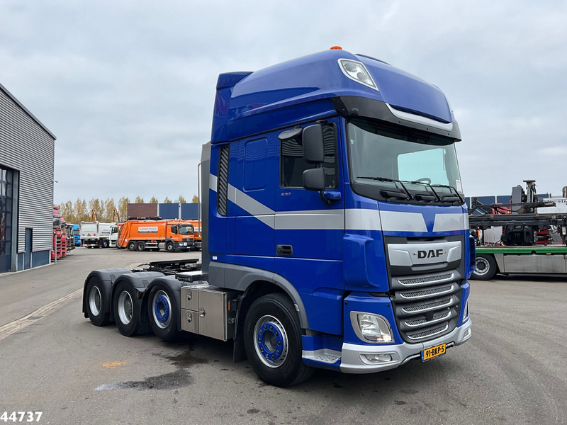 DAF FTM XF 530 8x4 Euro 6 ZF Intarder - Nyergesvontató: 4 kép. DAF FTM XF 530 8x4 Euro 6 ZF Intarder - Nyergesvontató: 4 kép.